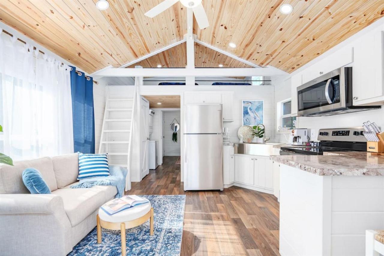 4 Heron Haus, Luxury Tiny House, Pet Friendly, Mins To Downtown * Guntersville