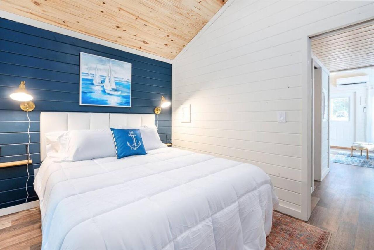 4 Heron Haus, Luxury Tiny House, Pet Friendly, Mins To Downtown *